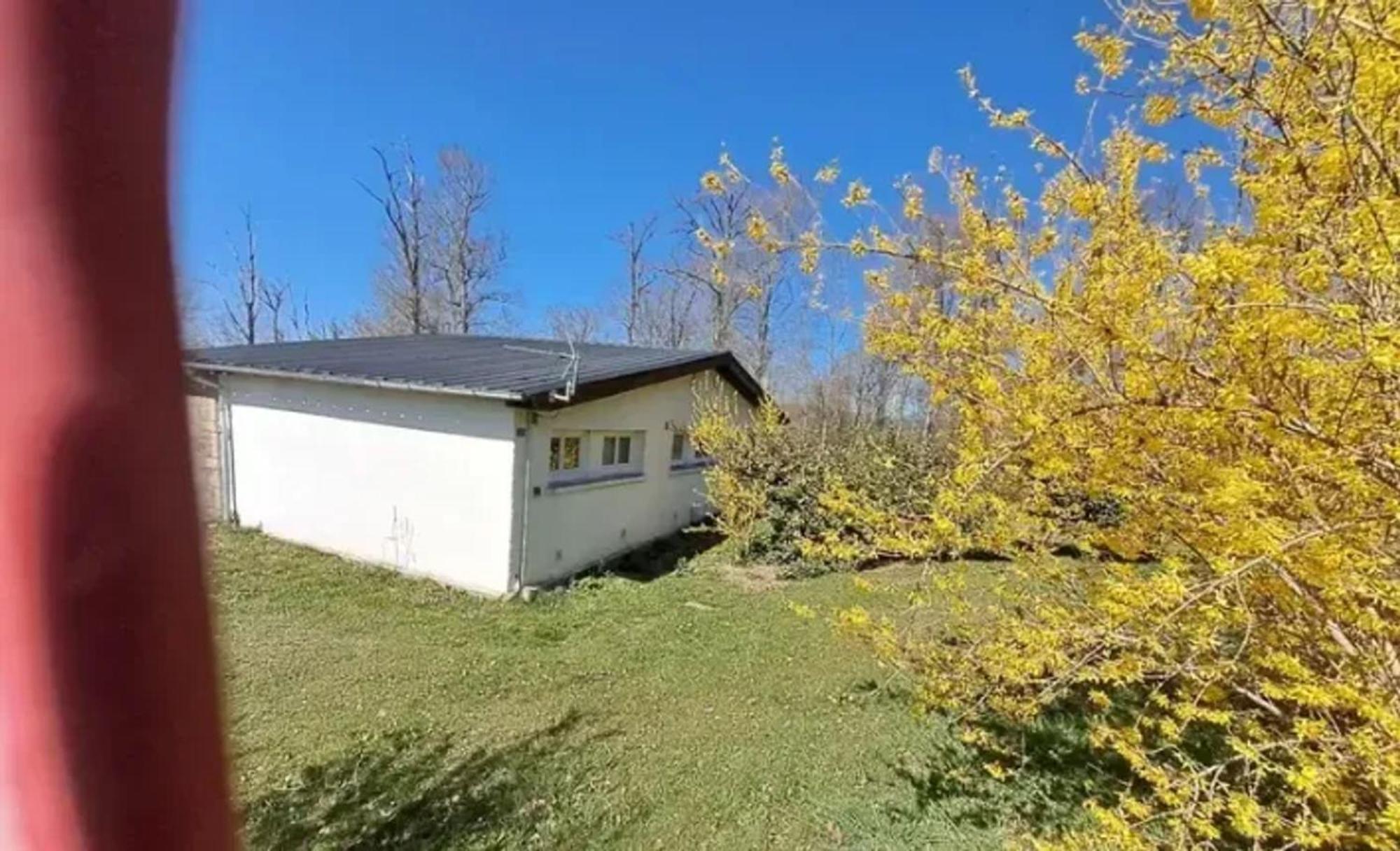 Studio Charmant A Treignac Avec Terrasse De 22 M² Экстерьер фото