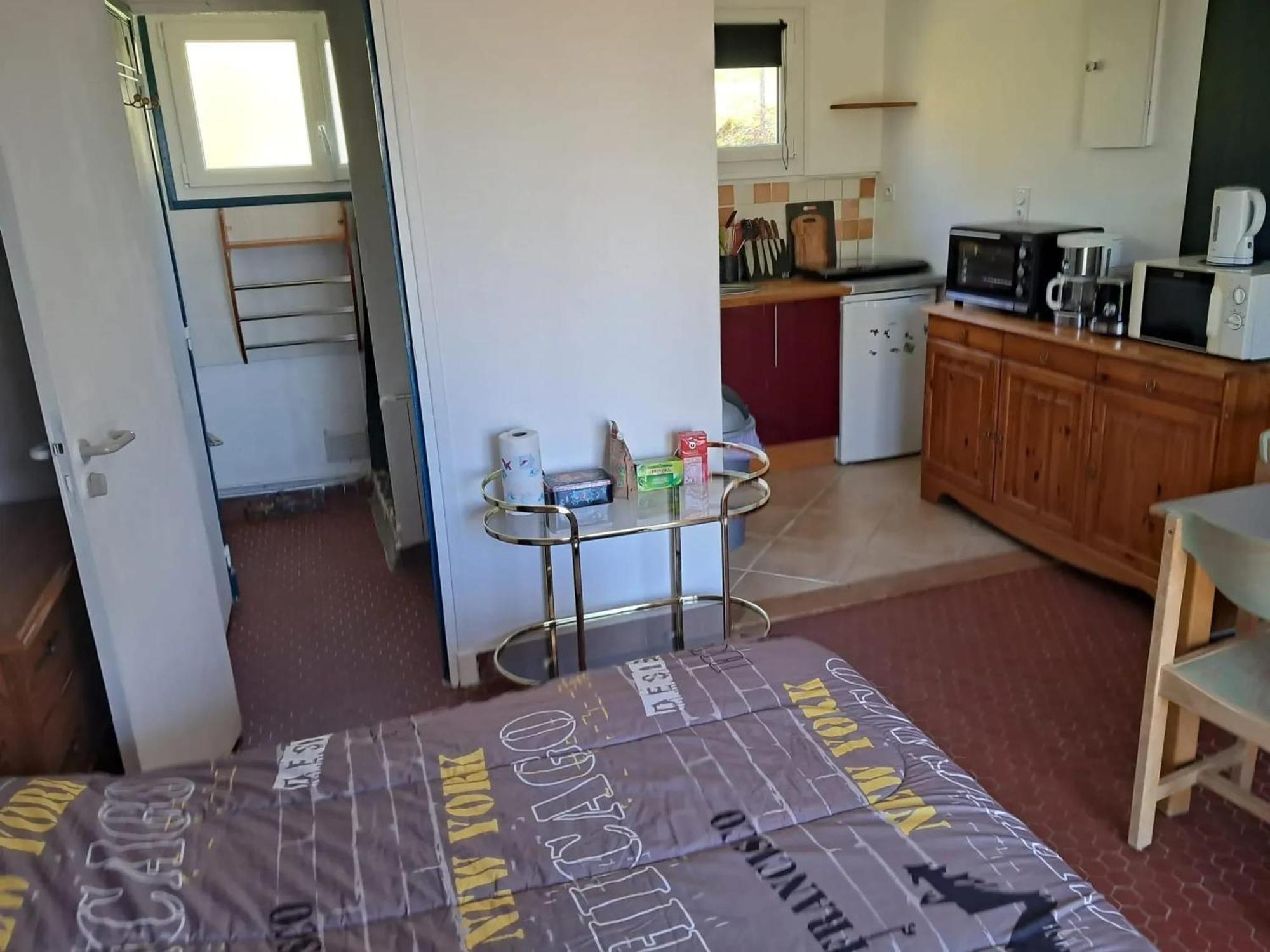 Studio Charmant A Treignac Avec Terrasse De 22 M² Экстерьер фото